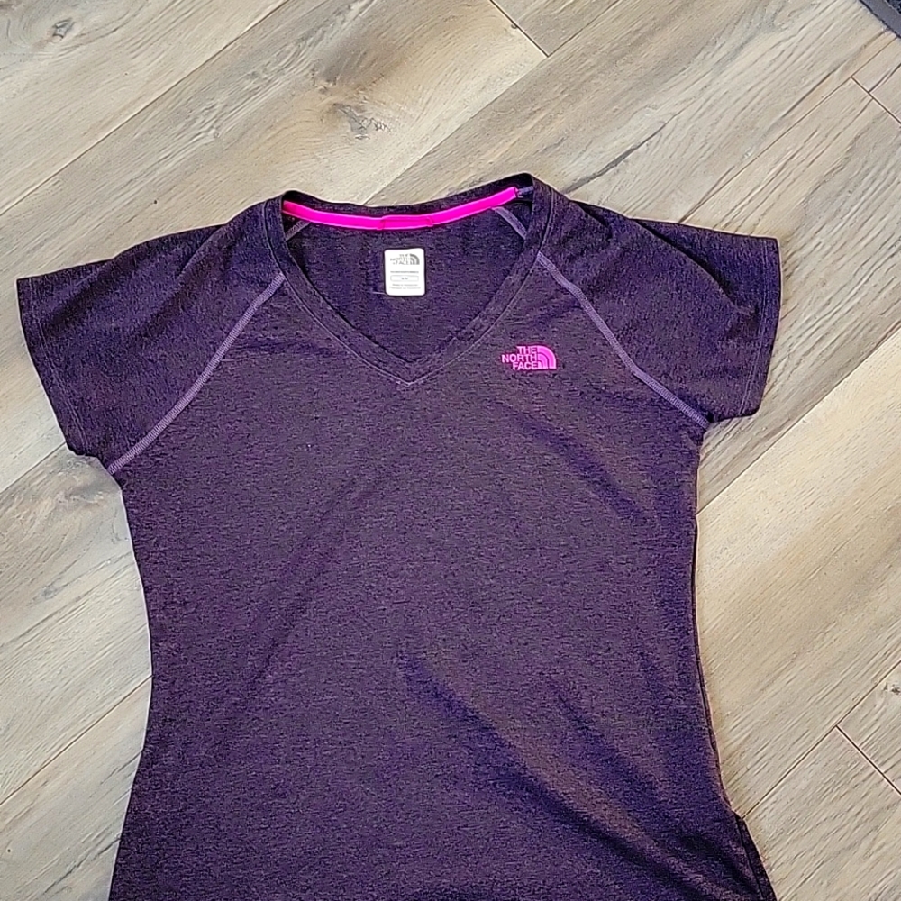 North face t shirt